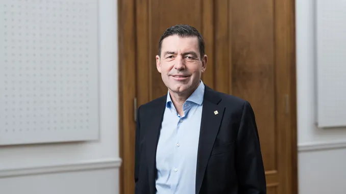 Prof. Dr. Daniel Candinas